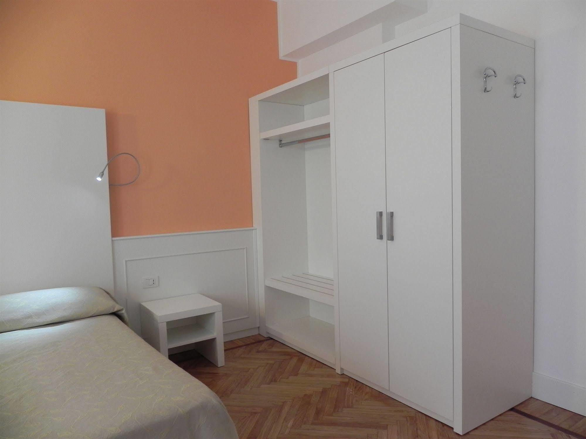 Hotel Da Cesare Стреза Екстериор снимка